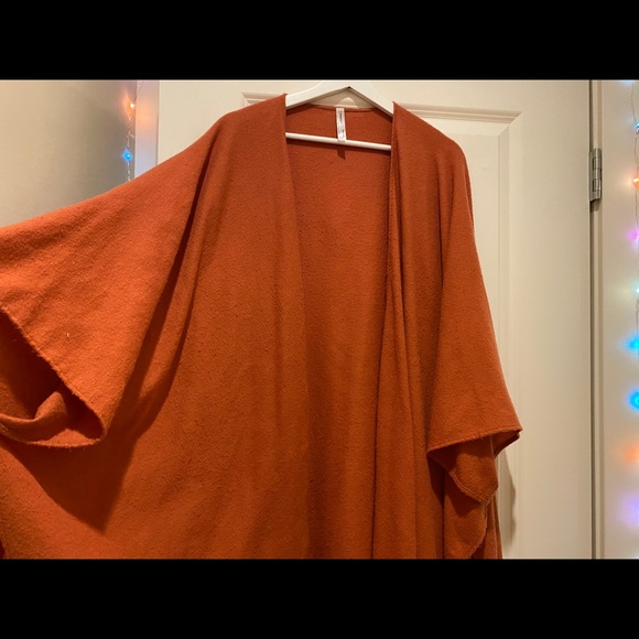 Orange super soft shawl - Picture 3 of 4